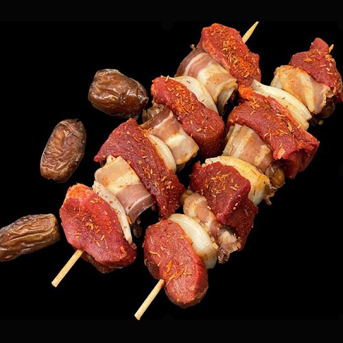 2 Spieß aus Lammkeule mit Datteln und geräuchertem Speck 2 x150g