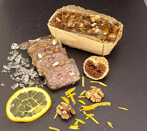 Weihnachts-Pâté in Holzform